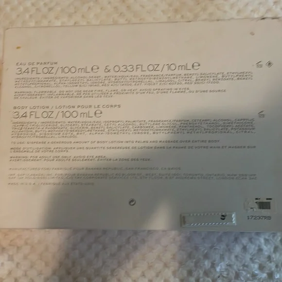 Banana Republic W Eau de Parfum and Lotion Set - Picture 3 of 4